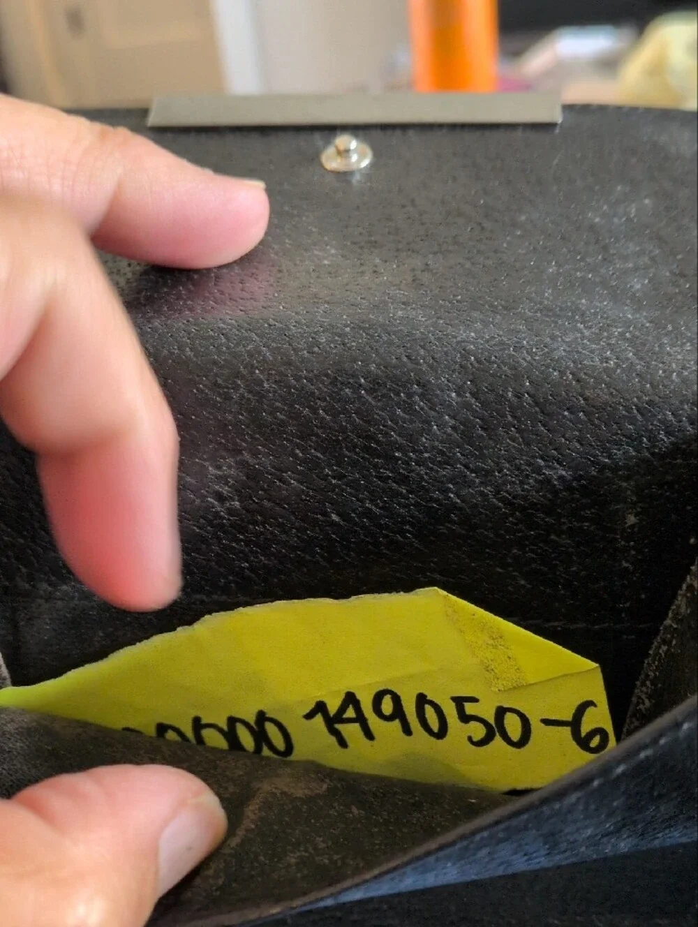 Gucci Vintage 1980s Black Leather Wallet with Silver Tone Bar